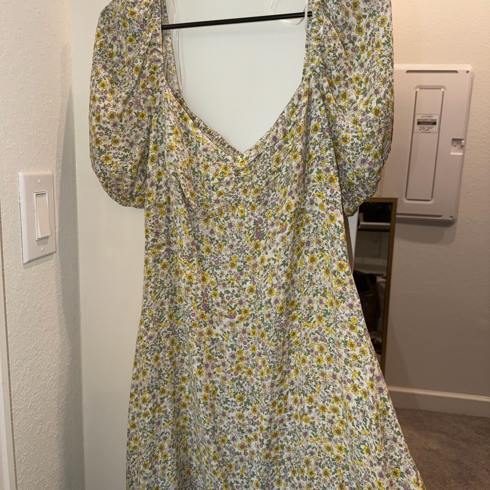 Elodie Floral Midi Dress - Yellow, Green & Cream - Picture 2 of 8